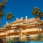 아파트 Home, With Sea Views, South Facing And Close To The Golf Course And The Beach, In Elviria Hills