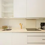 아파트 Home, With Sea Views, South Facing And Close To The Golf Course And The Beach, In Elviria Hills