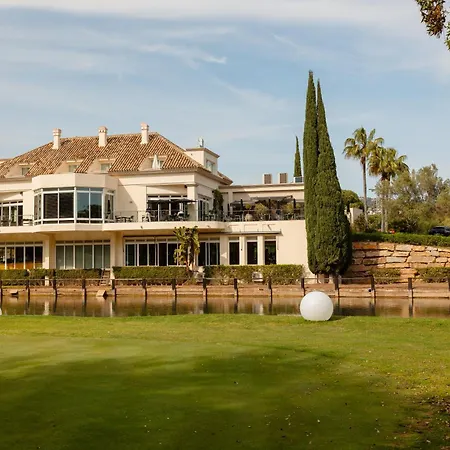 アパート Home, With Sea Views, South Facing And Close To The Golf Course And The Beach, In Elviria Hills