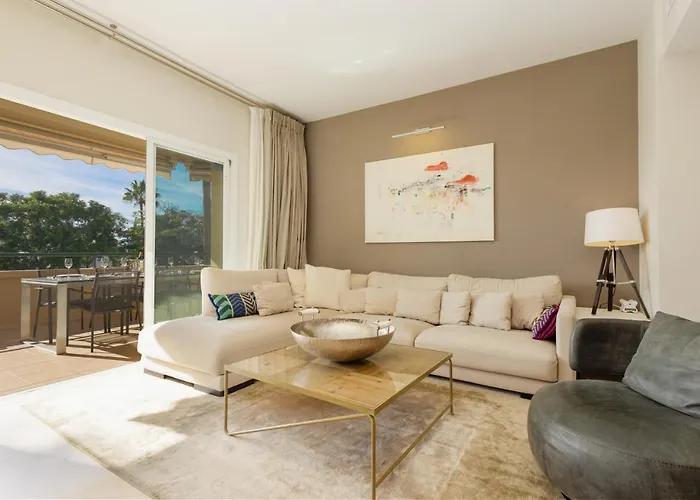 アパート Home, With Sea Views, South Facing And Close To The Golf Course And The Beach, In Elviria Hills