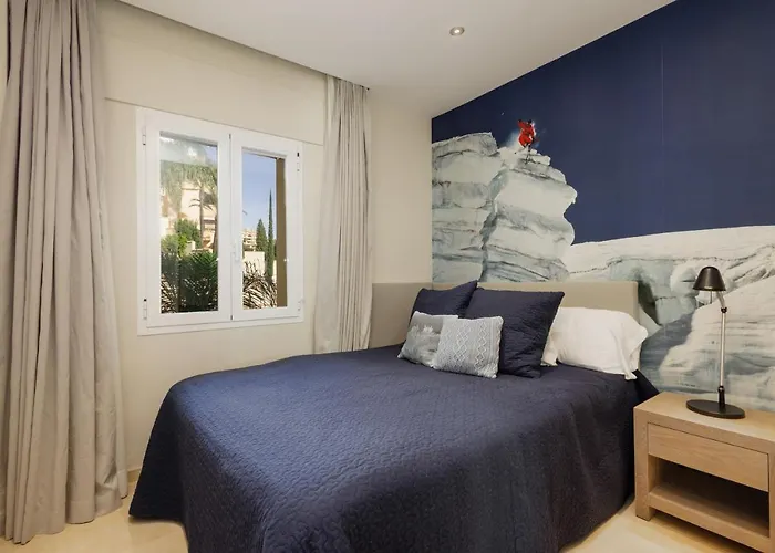 Home, With Sea Views, South Facing And Close To The Golf Course And The Beach, In Elviria Hills アパート マルベーリャ