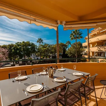 Home, With Sea Views, South Facing And Close To The Golf Course And The Beach, In Elviria Hills