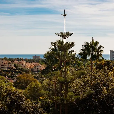 Apartamento Home, With Sea Views, South Facing And Close To The Golf Course And The Beach, In Elviria Hills