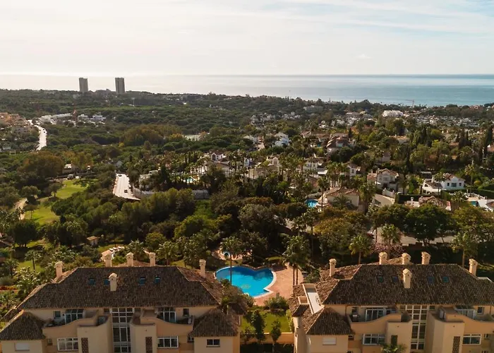 Home, With Sea Views, South Facing And Close To The Golf Course And The Beach, In Elviria Hills Marbella