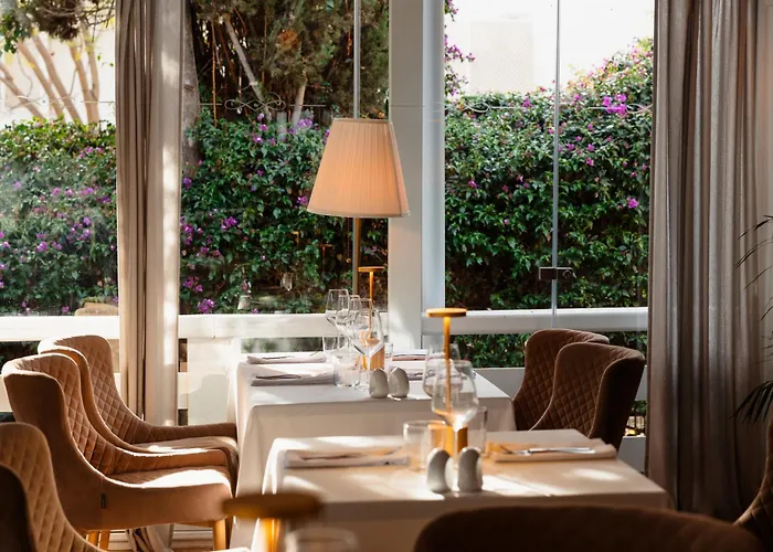 Home, With Sea Views, South Facing And Close To The Golf Course And The Beach, In Elviria Hills Apartament Marbella