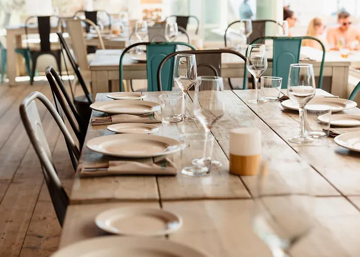 Apartament Home, With Sea Views, South Facing And Close To The Golf Course And The Beach, In Elviria Hills Marbella