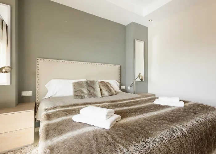 Apartamento Home, With Sea Views, South Facing And Close To The Golf Course And The Beach, In Elviria Hills *